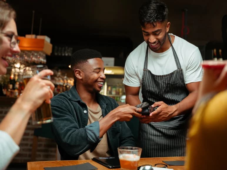 Samsung Pay features